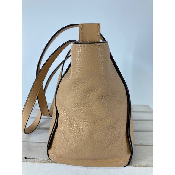 MICHAEL KORS, LIGHT TAN PEBBLED LEATHER WOMENS SHOULDER BAG - Picture 6 of 15